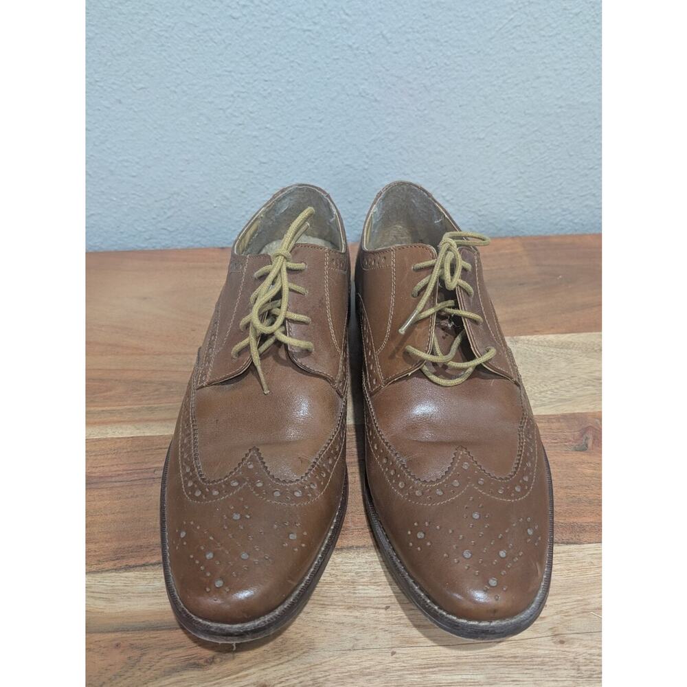 Florsheim Men’s Tan Brogue Wingtip Oxfords - Picture 2 of 6